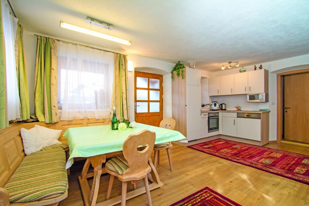 Gertis Ferienwohnung Hochfilzen Szoba fotó